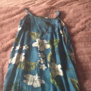 Hawaiian print dress!